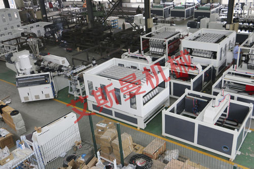 PVC屋根瓦製造ライン - Jiangsu Acemien Machinery Co., Ltd.