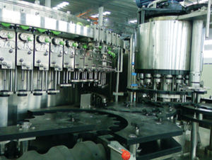自動充填機 - Jiangsu Zhongyin Machinery Co., Ltd. - ガラスビン用 / ビール用 / 炭酸ドリンク用