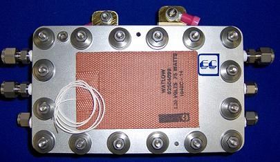 燃料電池スタッカー - 100 cm², 200 W | EFC-100-200W - ElectroChem