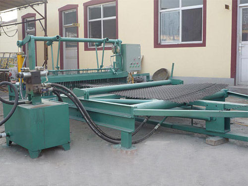 クリンプ金網用織機 - Anping County Hengtai Wire Mesh Machine Produce Co., Ltd.
