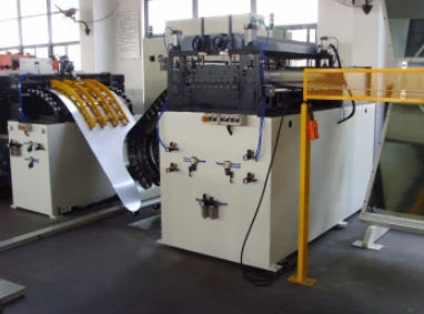 金属用切断ライン - HL120 series - Hengli CNC TechnologyCo., Ltd - シ－ト / デジタル アシスト付き / 矯正