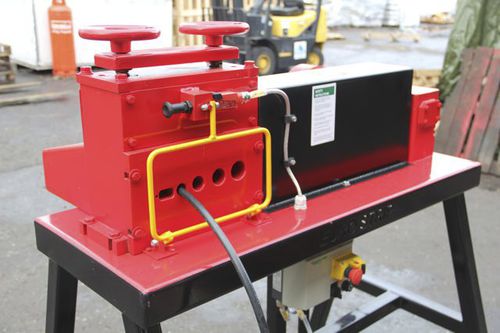 ケーブル剥離仕様機 - Euro-Strip 3000 - JMC Recycling Systems Ltd - ワイヤー / 電動式