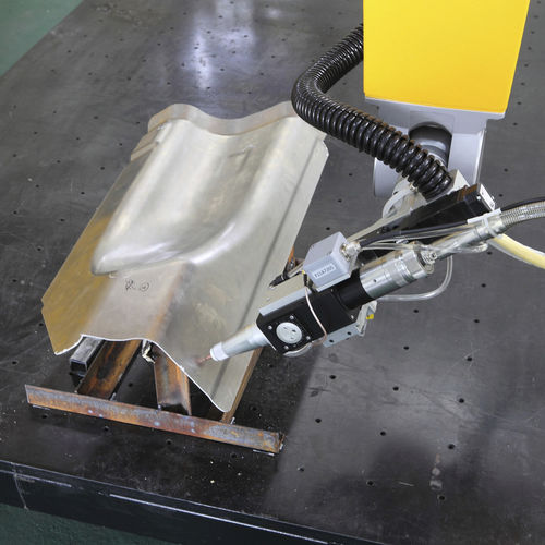 ステンレススチールプレス加工 - HLC METAL PARTS LTD - 冷間 / 自動車用