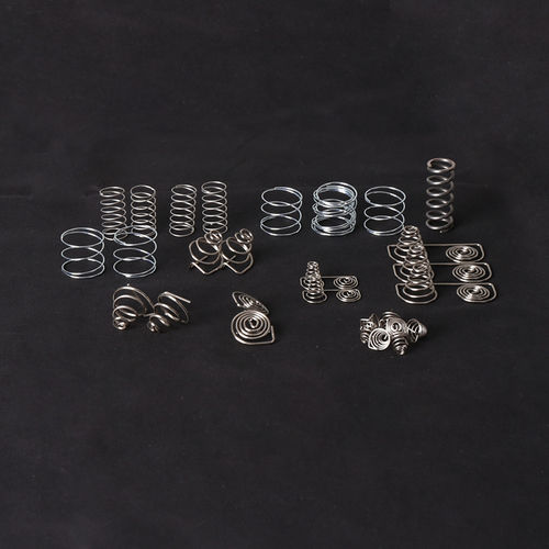 電池端子用プレス加工 - HLC METAL PARTS LTD - 自由 / 炭素鋼 / ニッケル