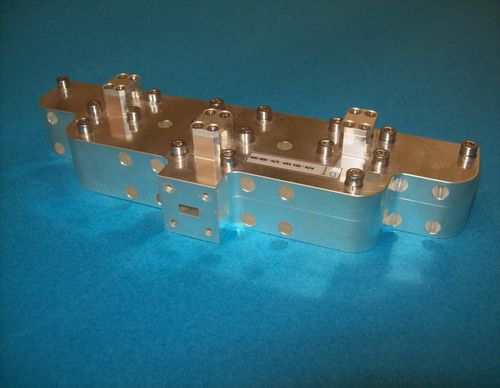 結合器 - CO-4-27500-31000-8-WR28 - DETI Microwave