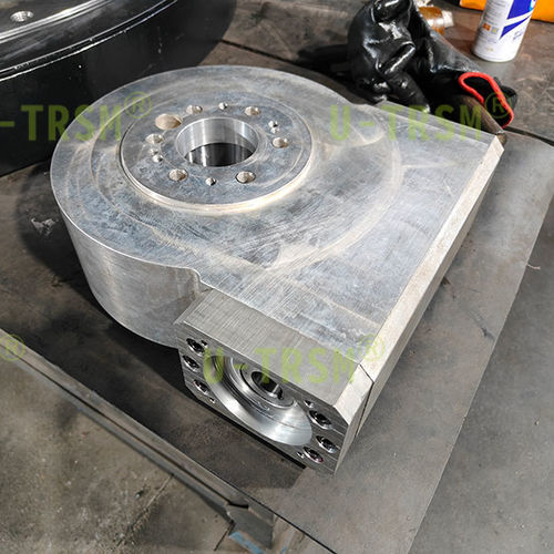ウォームギア旋回駆動 - WZ-I-0148-F - Unique Transmission Equipment(Luoyang)Co., LTD - コンパクト