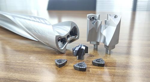 挿入ドリルビット - Zhengzhou Halnn Superhard Materials Co., Ltd. - 多目的 / 前進高速式 / センタリング式