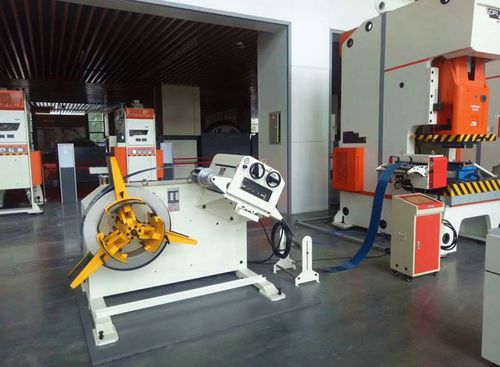 機械式プレスライン - Shenzhen Sunrui Machinery Co., Ltd. - 電動式 / エアー / 電子