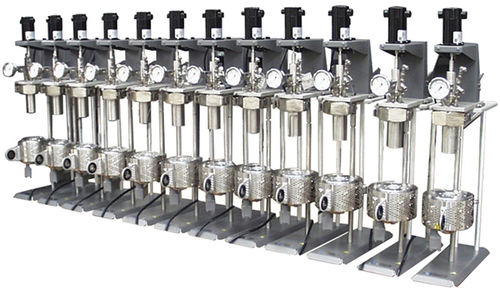 圧力反応器 - Twelve Reactor Parallel System - Parr Instrument Company