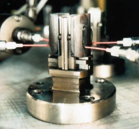 アクリル接着剤 - DYMAX Europe GmbH - 金属用 / 1液タイプ / 産業用