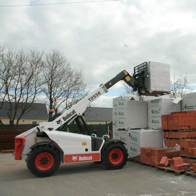 コンパクトテレハンドラー - T2250 - BOBCAT
