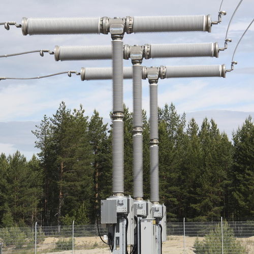 SF6（六フッ化硫黄）分離遮断器 -  DCB séries - Siemens Energy – Power transmission - 空気絶縁 / 絶縁 / モジュラー