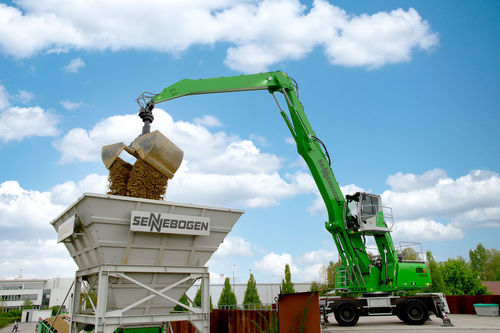 クローラー式資材運搬用ショベル - 835 G series - SENNEBOGEN Maschinenfabrik GmbH/ゼンネボーゲン - タイヤ式 / 電動式 / ハイブリッド