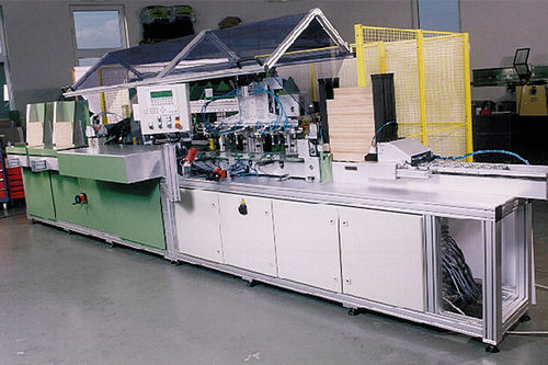 生産用プレス機 - TRP series - Gebr. Schröder GmbH - 木材用 / 自動 / 高温