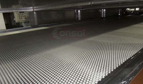 プラスチック用造粒機 - consol steel belt