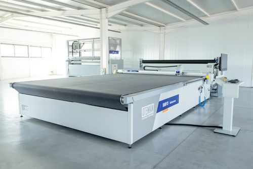 自動切断機 - SHARP CV - OTEMAN - Advanced Cutting Technology SAU - ナイフ / 複合材料用 / 布用