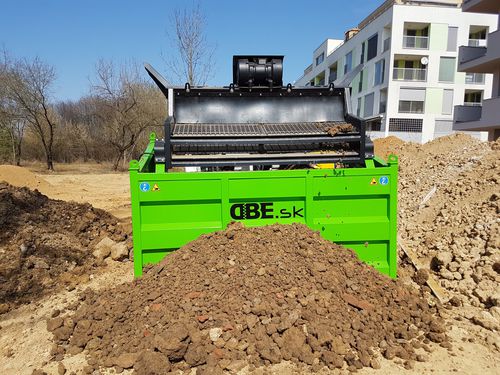 移動式ふるい機 - DB-40L - dbe.sk - 振動 / バルク材用 / コンパクト