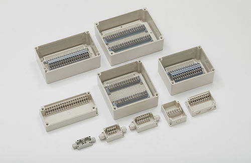 壁取り付け式ジャンクションボックス - J series - YUEQING YISEN ELECTRONIC TECHNOLOGY CO.,LTD. - 耐腐食性 / UV耐性 / IEC