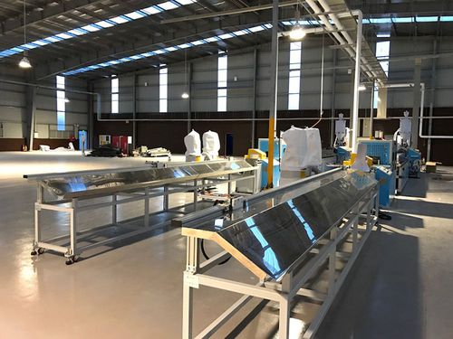 ツイン スクリュー押出しライン - Everplast Machinery Co., Ltd. - 形材 / コーティング / ポリ塩化ビニル用