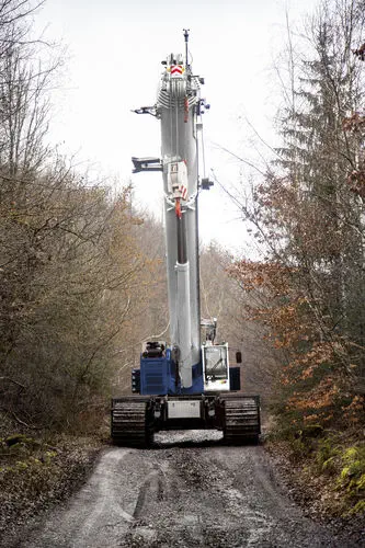 TADANO タダノ GTC-2000 クローラークレーン スケールモデル 55225-18003371.webp