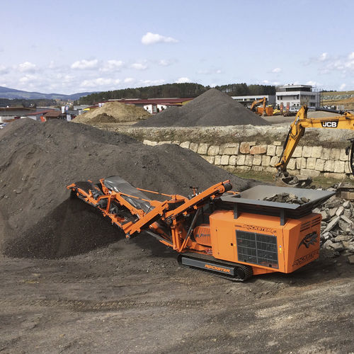 油圧インパクトクラッシャ－ - R700S - Rockster Austria International GmbH - 移動型 / 大容量 / プライマリー