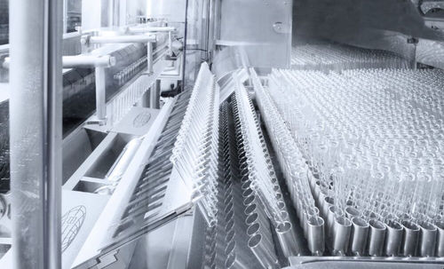 滅菌装置 - Bausch + Ströbel Maschinenfabrik Ilshofen GmbH+Co. KG