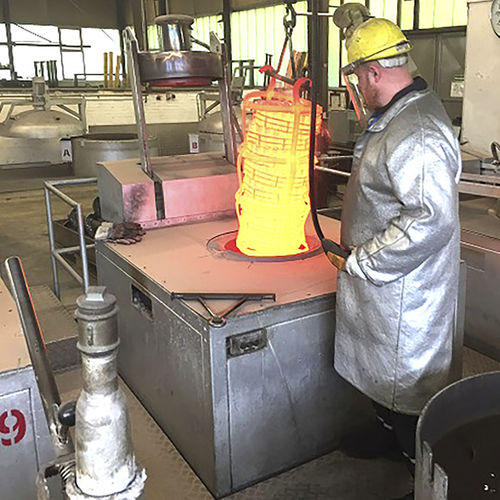 加熱処理用流動層熱処理炉 - up to 1050 °C - SCHWING Technologies GmbH - 炭化 / 窒化 / 硬化