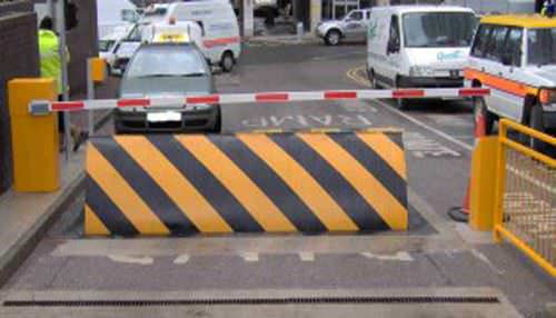 油圧式伸縮自在ボラード - 700 mm | RB700 - Avon Barrier - 道路ブロッカー