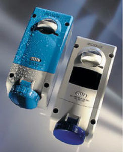 壁取り付け式コンセント - ADVANCE HD series - SCAME PARRE S.p.A. - 組み込み式 / IP44 / インターロック式