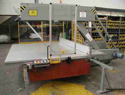 バンド ナイフ切断機 - V 24 - Fecken-Kirfel GmbH & Co. KG, Maschinenfabrik - ポリ塩化ビニル用 / CNC / 縦型