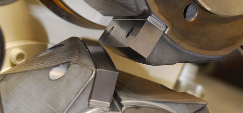 ナイフ式粉砕機 - HEINRICH GEORG GmbH