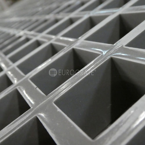 複合素材グレーチング - EUROGRATE GRP GRATING AND PROFILES - ガラス繊維強化ポリエステル / ロバスト / 導電性