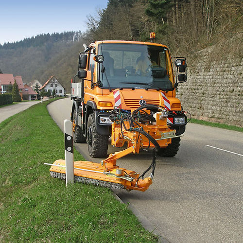端用芝刈り機ブーム - MRM 300 - MULAG Fahrzeugwerk Heinz Wössner GmbH u. Co. KG