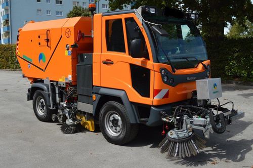 車載型スイーパー - MCK series - Gebrüder TRILETY GmbH  - 油圧式 / 公共スぺース用 / 埃