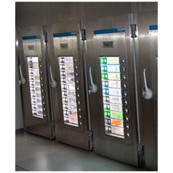 実験用ウォークインクーラー - tritec GmbH