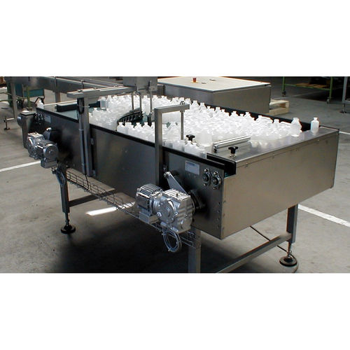 コンベア用蓄積台 - Gronemeyer Maschinenfabrik GmbH & Co.
