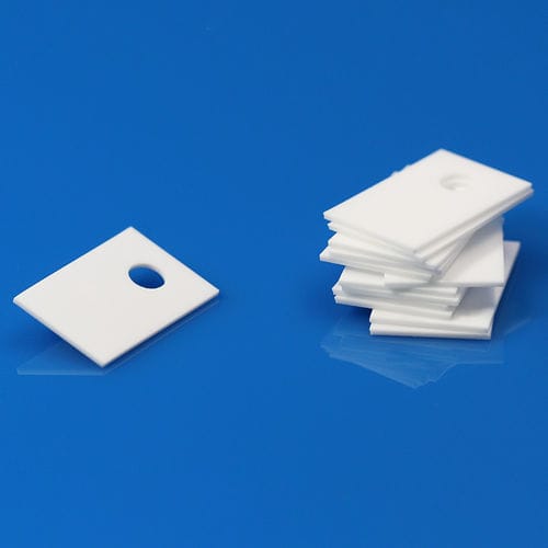 絶縁セラミック - TO-220 - Xiamen Innovacera Advanced Materials Co., Ltd - シート状 / アルミナ / 窒化アルミニウム