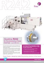 Giustina R242 - 1