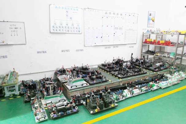 HLC METAL PARTS LTD Photo 2
