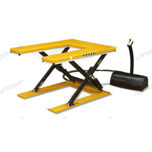 mesa elevatória com tampo em U