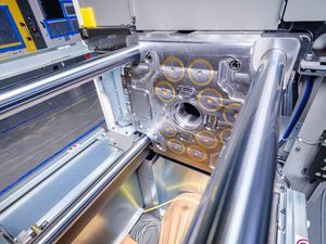 sistema de troca de moldes eletromagnético 1