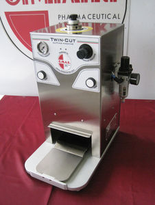 máquina de corte a frio
