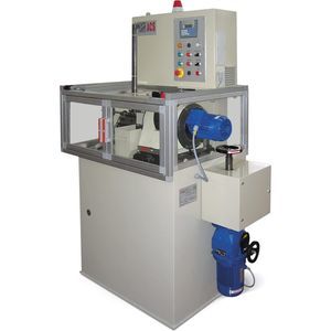 máquina de acabamento automática