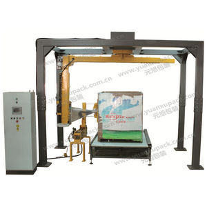 Envolvedora com braço giratório