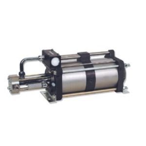 Amplificador de pressão de pistão