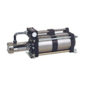 Amplificador de pressão de pistão