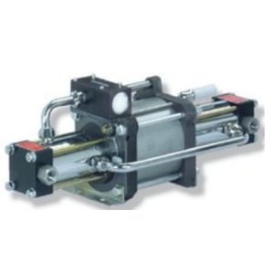 Amplificador de pressão de pistão