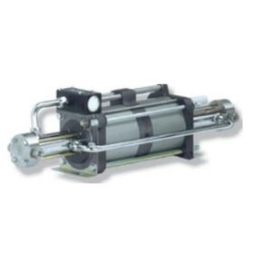 Amplificador de pressão de pistão