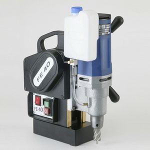 máquina de furação magnética