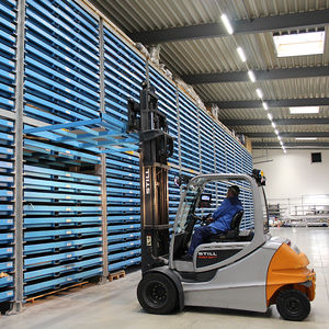estante industrial de cassetes